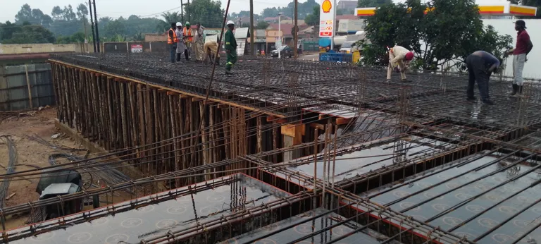 Commercial complex, Nasuti – construction project photograph 4 by Hi-Tech Contractors Limited